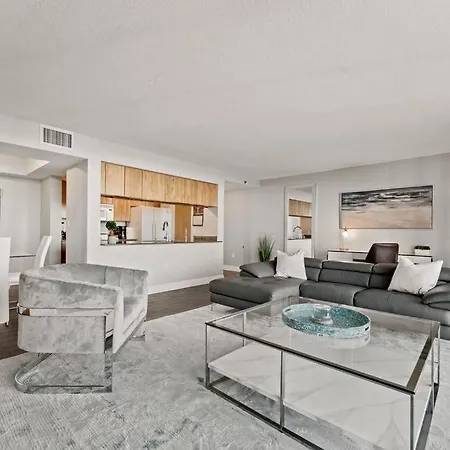 Ocean View 35Th Floor, In The Heart Of Miami Apartment